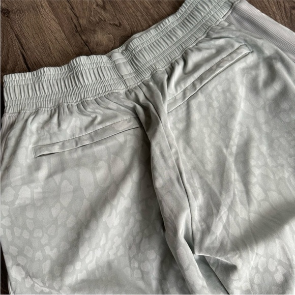 Athleta Brooklyn Lined Serpentine Athletic Casual Joggers - Picture 6 of 8